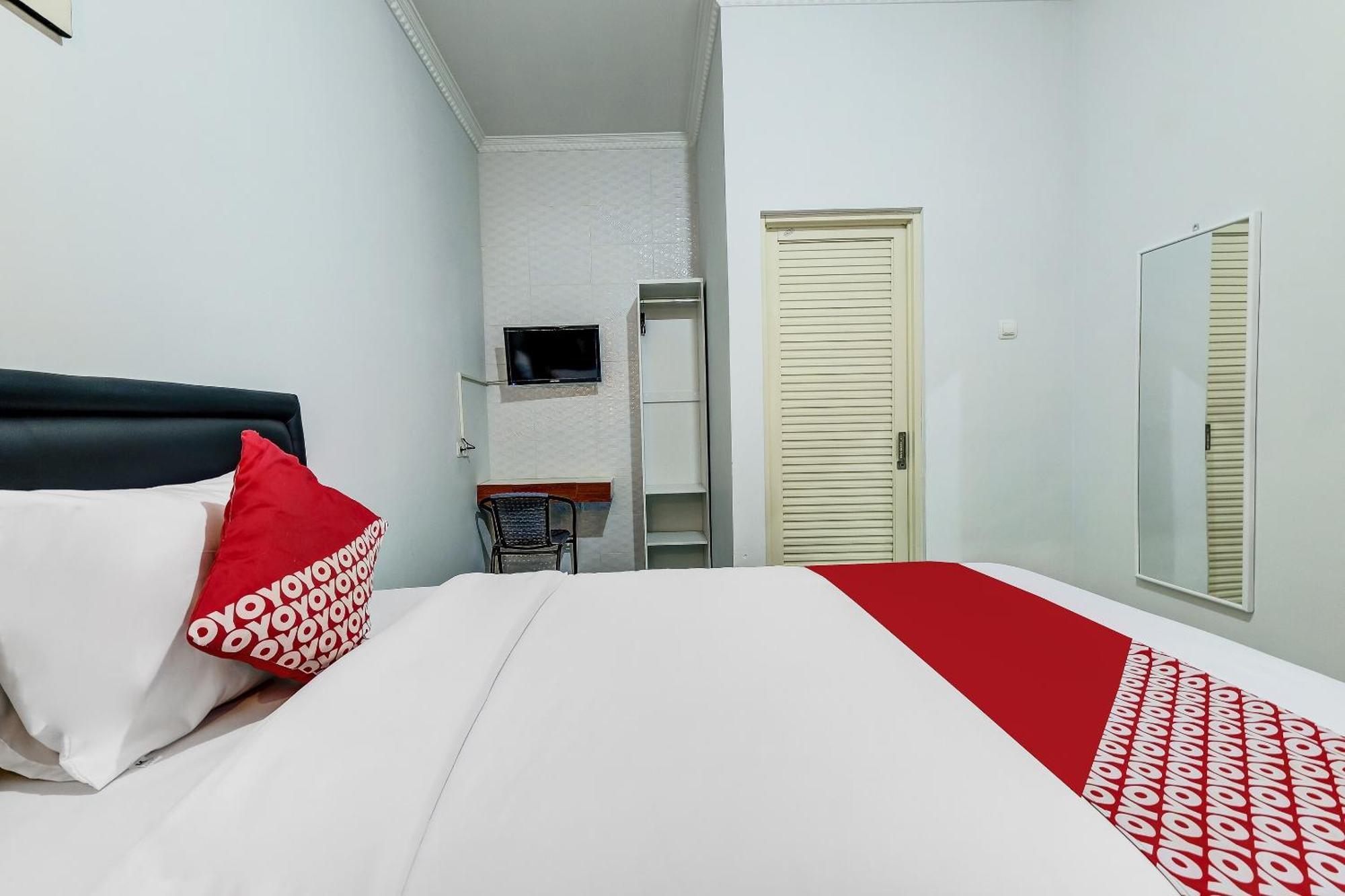 Super Oyo Capital O 90983 Harmony Easy Stay Maguwo Bagian luar foto