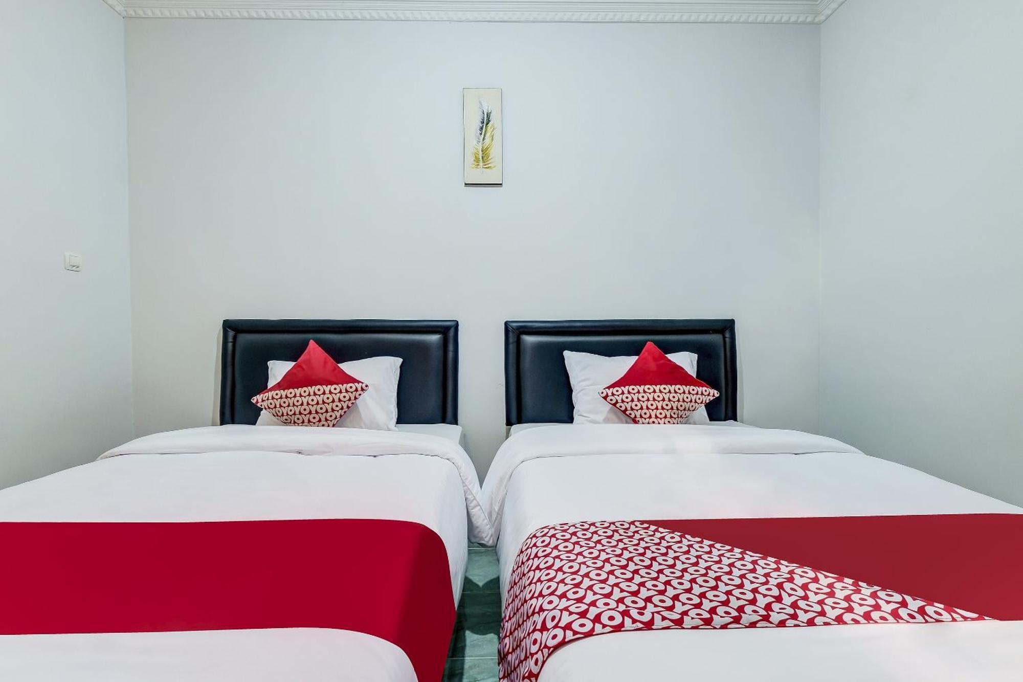Super Oyo Capital O 90983 Harmony Easy Stay Maguwo Bagian luar foto